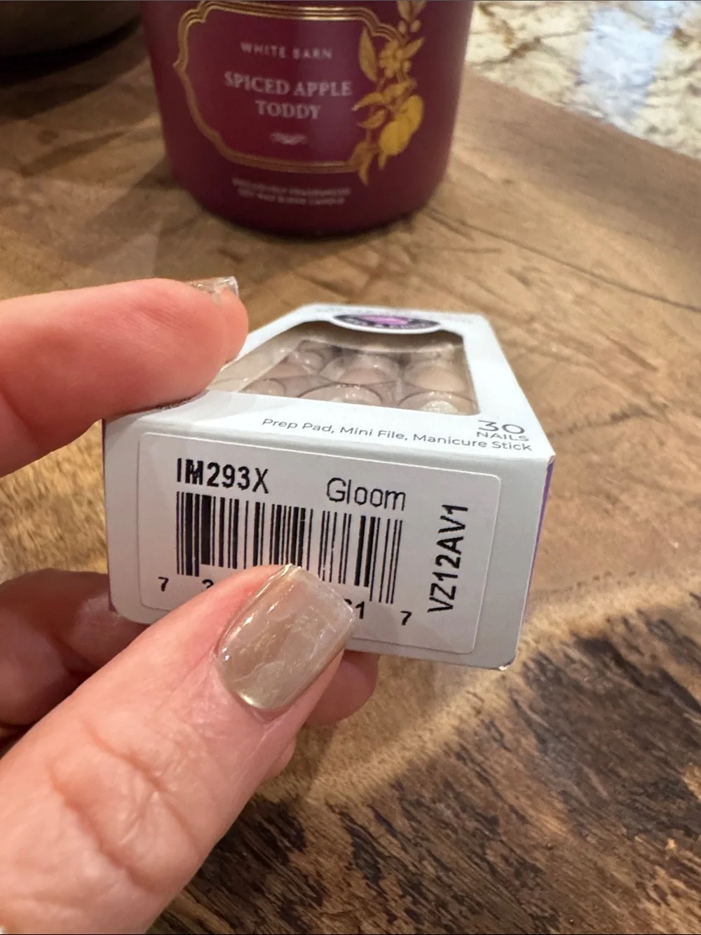 Impress Press On Nails in “Gloom”